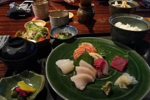 网红酒店吃瓜最新事件,揭秘幕后真相与网友热议